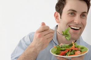 Eat a vegetable salad during the treatment of prostatitis